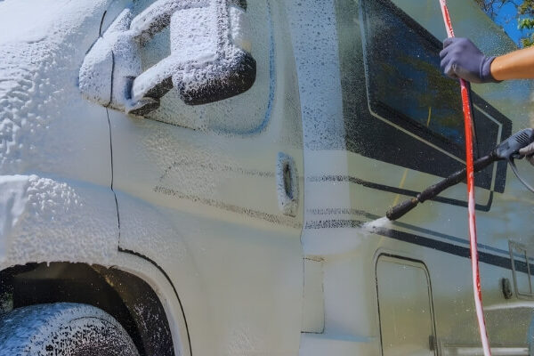 safayi-affordable-trusted-cleaning-service-in-geelong-victoria-caravan-and-camper-van-cleaning-services